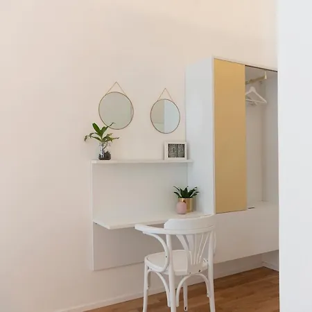 Interno21 * Naples