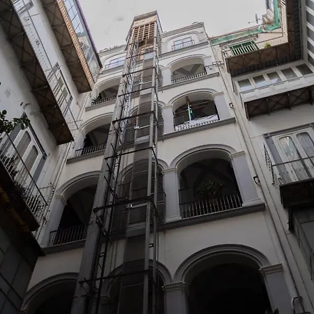 Alojamento de Acomodação e Pequeno-almoço Interno21 Nápoles