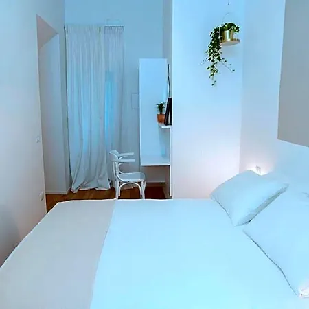 Interno21 Nocleg ze śniadaniem Neapol