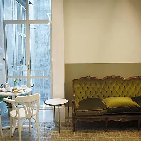 Interno21 Nocleg ze śniadaniem 4*