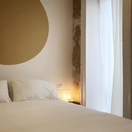 ベッド・アンド・ブレックファスト Interno21 *